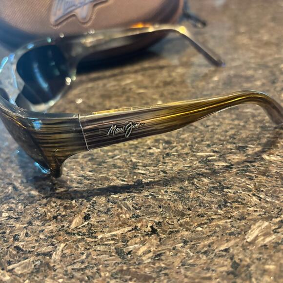 Maui Jim Surf Rider 261-11D  Sunglasses Brown Rootbeer Frame Gray Lenses w/ Case - Picture 3 of 4